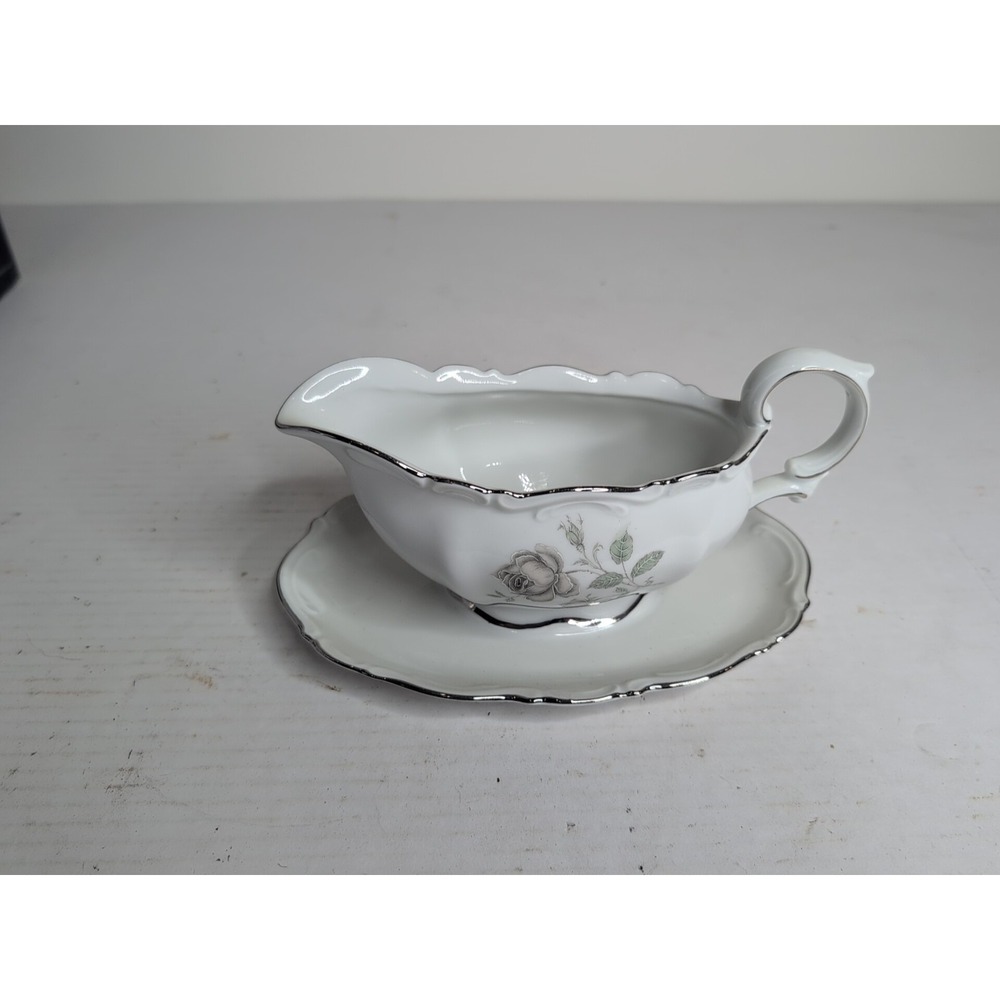 Mitterteich "Mystic Rose" Gravy Boat w Attached Tray– Gray Roses, Platinum Trim
